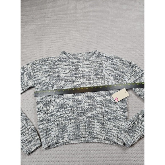 SO Sweater Womens Small Chunky Knit Gray & White Long Sleeve New - Picture 3 of 7